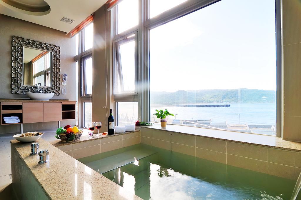 Jinshan Sakura Bay Hot Spring Hotel Esterno foto